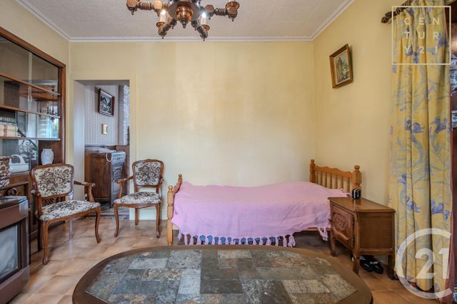 maison à vendre - 6 pièces - 143.34 m2 - FERRIERE LA GRANDE - 59 - NORD-PAS-DE-CALAIS - Century 21 Art-Immo