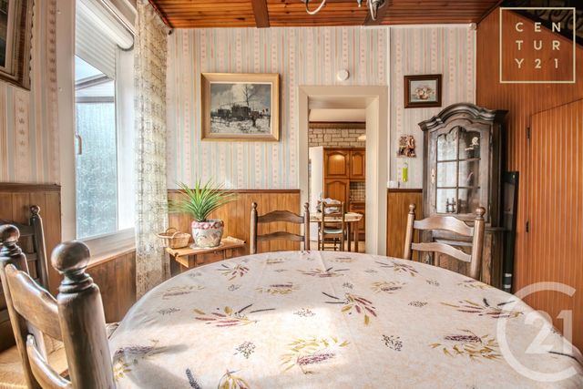 maison à vendre - 6 pièces - 143.34 m2 - FERRIERE LA GRANDE - 59 - NORD-PAS-DE-CALAIS - Century 21 Art-Immo