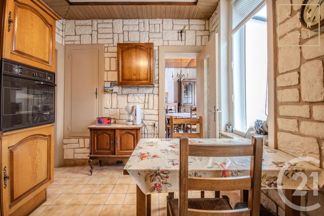 maison à vendre - 6 pièces - 143.34 m2 - FERRIERE LA GRANDE - 59 - NORD-PAS-DE-CALAIS - Century 21 Art-Immo