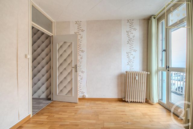 Appartement F4 à vendre - 4 pièces - 66.53 m2 - MAUBEUGE - 59 - NORD-PAS-DE-CALAIS - Century 21 Art-Immo