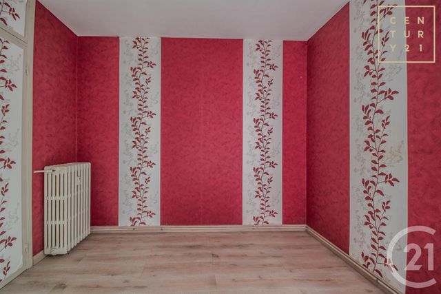 Appartement F4 à vendre - 4 pièces - 66.53 m2 - MAUBEUGE - 59 - NORD-PAS-DE-CALAIS - Century 21 Art-Immo