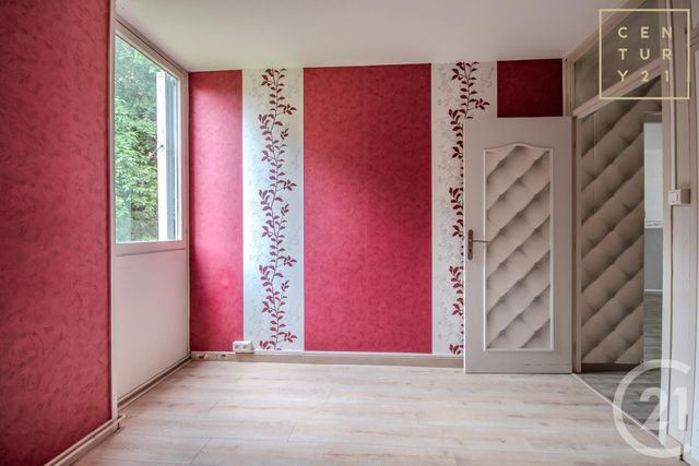 Appartement F4 à vendre - 4 pièces - 66.53 m2 - MAUBEUGE - 59 - NORD-PAS-DE-CALAIS - Century 21 Art-Immo