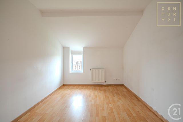 maison à louer - 5 pièces - 94.18 m2 - LOUVROIL - 59 - NORD-PAS-DE-CALAIS - Century 21 Art-Immo