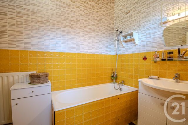 maison à vendre - 6 pièces - 71.0 m2 - LOUVROIL - 59 - NORD-PAS-DE-CALAIS - Century 21 Art-Immo