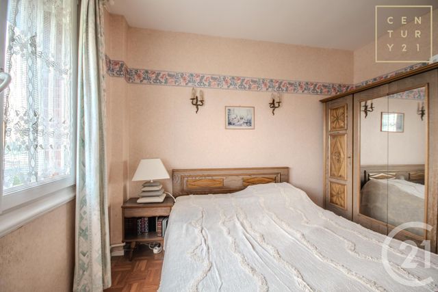 Appartement F5 à vendre - 5 pièces - 65.02 m2 - MAUBEUGE - 59 - NORD-PAS-DE-CALAIS - Century 21 Art-Immo