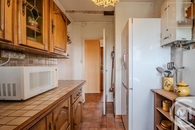 Appartement F5 à vendre - 5 pièces - 65.02 m2 - MAUBEUGE - 59 - NORD-PAS-DE-CALAIS - Century 21 Art-Immo
