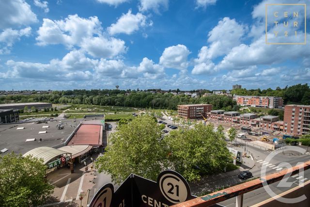 Appartement F5 à vendre - 5 pièces - 65.02 m2 - MAUBEUGE - 59 - NORD-PAS-DE-CALAIS - Century 21 Art-Immo