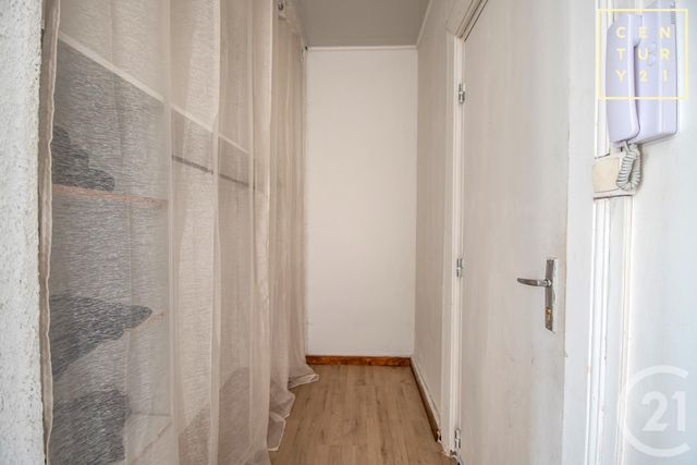 Appartement Studio à louer - 2 pièces - 29.82 m2 - AULNOYE AYMERIES - 59 - NORD-PAS-DE-CALAIS - Century 21 Art-Immo