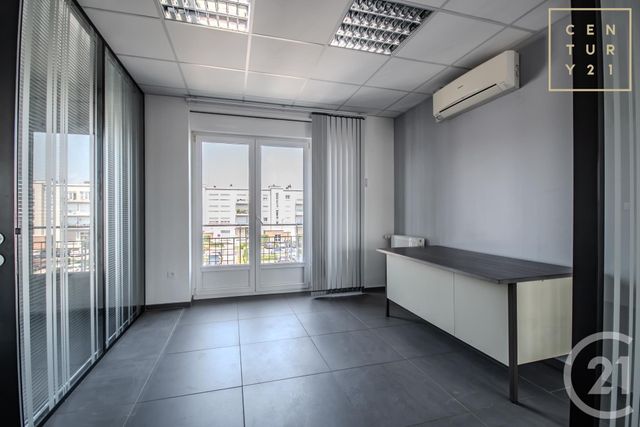 Appartement F6 à vendre - 8 pièces - 189.28 m2 - MAUBEUGE - 59 - NORD-PAS-DE-CALAIS - Century 21 Art-Immo
