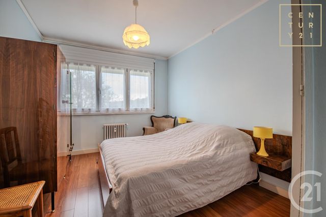 Appartement F4 à vendre - 4 pièces - 75.57 m2 - MAUBEUGE - 59 - NORD-PAS-DE-CALAIS - Century 21 Art-Immo