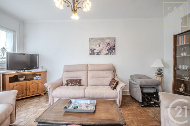 Appartement F4 à vendre - 4 pièces - 75.57 m2 - MAUBEUGE - 59 - NORD-PAS-DE-CALAIS - Century 21 Art-Immo