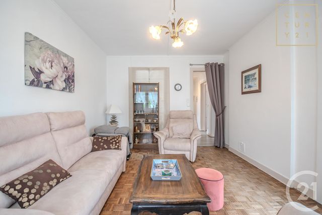 Appartement F4 à vendre - 4 pièces - 75.57 m2 - MAUBEUGE - 59 - NORD-PAS-DE-CALAIS - Century 21 Art-Immo