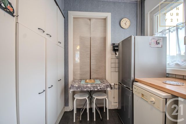 Appartement F4 à vendre - 4 pièces - 75.57 m2 - MAUBEUGE - 59 - NORD-PAS-DE-CALAIS - Century 21 Art-Immo