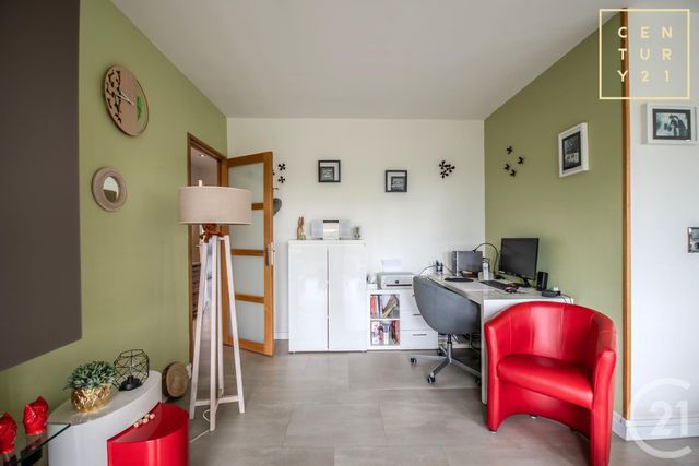 Appartement F5 à vendre - 6 pièces - 124.0 m2 - MAUBEUGE - 59 - NORD-PAS-DE-CALAIS - Century 21 Art-Immo