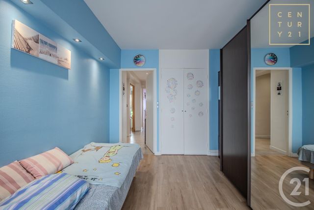 Appartement F5 à vendre - 6 pièces - 124.0 m2 - MAUBEUGE - 59 - NORD-PAS-DE-CALAIS - Century 21 Art-Immo