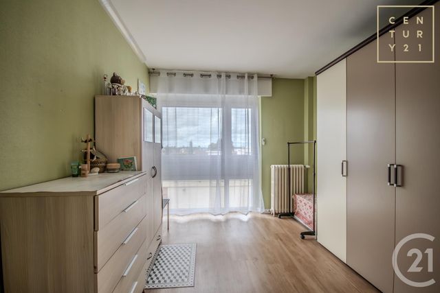 Appartement F5 à vendre - 6 pièces - 124.0 m2 - MAUBEUGE - 59 - NORD-PAS-DE-CALAIS - Century 21 Art-Immo