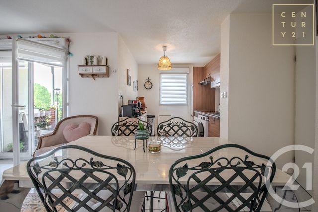 Appartement F2 à vendre - 3 pièces - 57.68 m2 - MAUBEUGE - 59 - NORD-PAS-DE-CALAIS - Century 21 Art-Immo