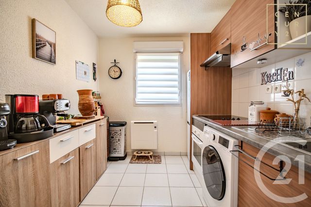 Appartement F2 à vendre - 3 pièces - 57.68 m2 - MAUBEUGE - 59 - NORD-PAS-DE-CALAIS - Century 21 Art-Immo