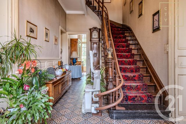 maison à vendre - 12 pièces - 338.5 m2 - MAUBEUGE - 59 - NORD-PAS-DE-CALAIS - Century 21 Art-Immo