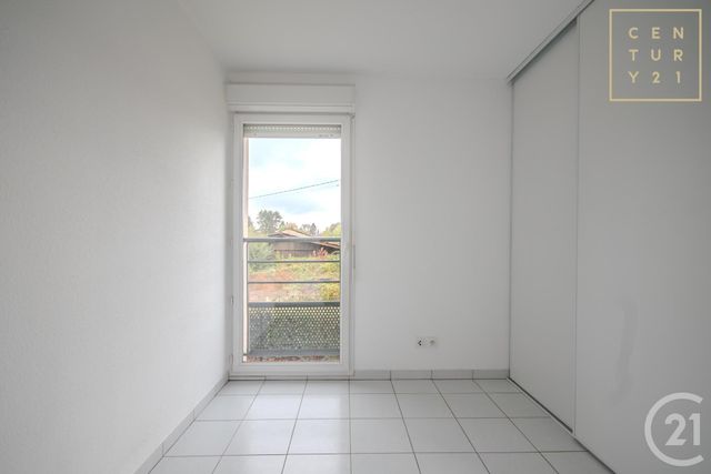 Appartement T3 à louer - 4 pièces - 62.05 m2 - MAUBEUGE - 59 - NORD-PAS-DE-CALAIS - Century 21 Art-Immo