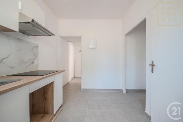Appartement Studio à louer - 2 pièces - 26.19 m2 - HAUTMONT - 59 - NORD-PAS-DE-CALAIS - Century 21 Art-Immo