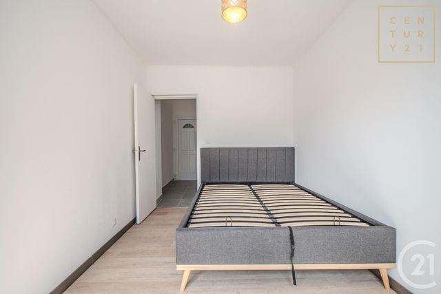 Appartement F2 à louer - 3 pièces - 44.74 m2 - HAUTMONT - 59 - NORD-PAS-DE-CALAIS - Century 21 Art-Immo