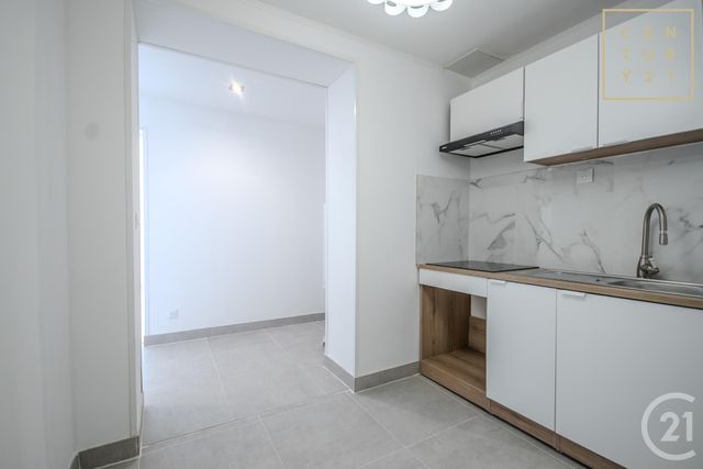 Appartement F2 à louer - 3 pièces - 38.78 m2 - HAUTMONT - 59 - NORD-PAS-DE-CALAIS - Century 21 Art-Immo