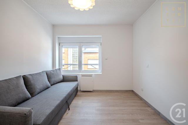 Appartement F2 à louer - 3 pièces - 38.78 m2 - HAUTMONT - 59 - NORD-PAS-DE-CALAIS - Century 21 Art-Immo