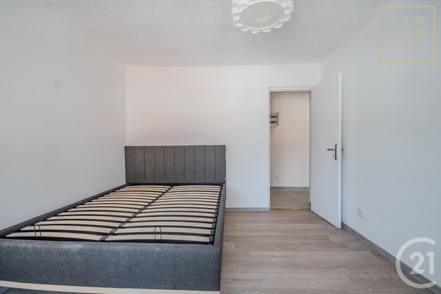 Appartement F2 à louer - 3 pièces - 38.78 m2 - HAUTMONT - 59 - NORD-PAS-DE-CALAIS - Century 21 Art-Immo