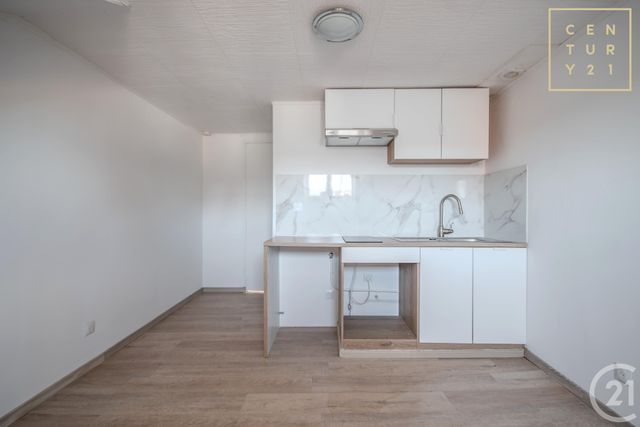 Appartement Studio à louer - 2 pièces - 15.32 m2 - HAUTMONT - 59 - NORD-PAS-DE-CALAIS - Century 21 Art-Immo
