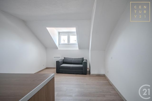 Appartement Studio à louer - 2 pièces - 15.32 m2 - HAUTMONT - 59 - NORD-PAS-DE-CALAIS - Century 21 Art-Immo