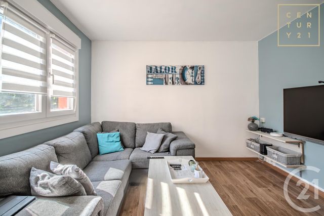 Appartement F4 à vendre - 4 pièces - 67.44 m2 - ROUSIES - 59 - NORD-PAS-DE-CALAIS - Century 21 Art-Immo