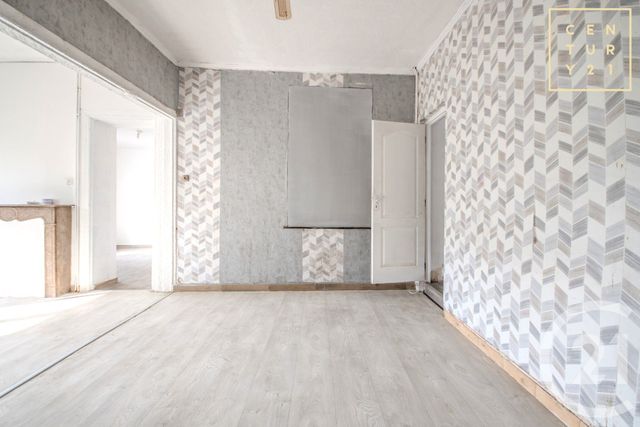 maison à vendre - 5 pièces - 88.47 m2 - HAUTMONT - 59 - NORD-PAS-DE-CALAIS - Century 21 Art-Immo