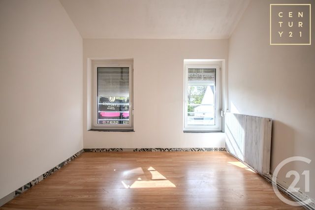 maison à vendre - 5 pièces - 88.47 m2 - HAUTMONT - 59 - NORD-PAS-DE-CALAIS - Century 21 Art-Immo