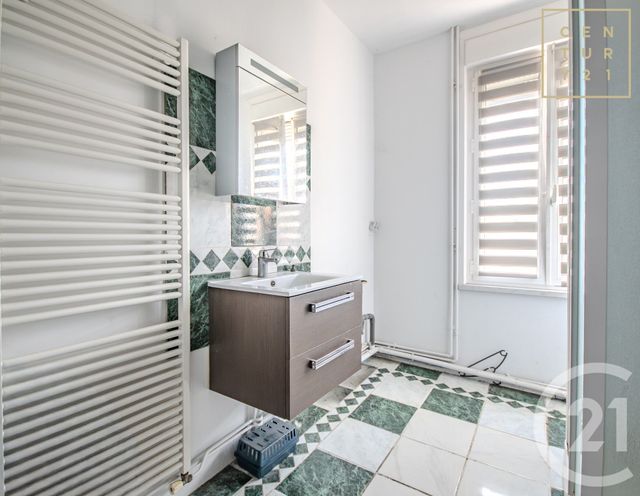maison à vendre - 6 pièces - 148.23 m2 - FERRIERE LA GRANDE - 59 - NORD-PAS-DE-CALAIS - Century 21 Art-Immo