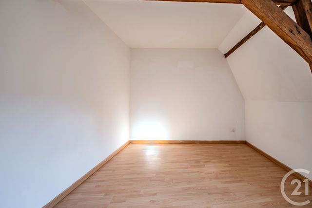 Appartement F4 à vendre - 4 pièces - 73.72 m2 - MAUBEUGE - 59 - NORD-PAS-DE-CALAIS - Century 21 Art-Immo